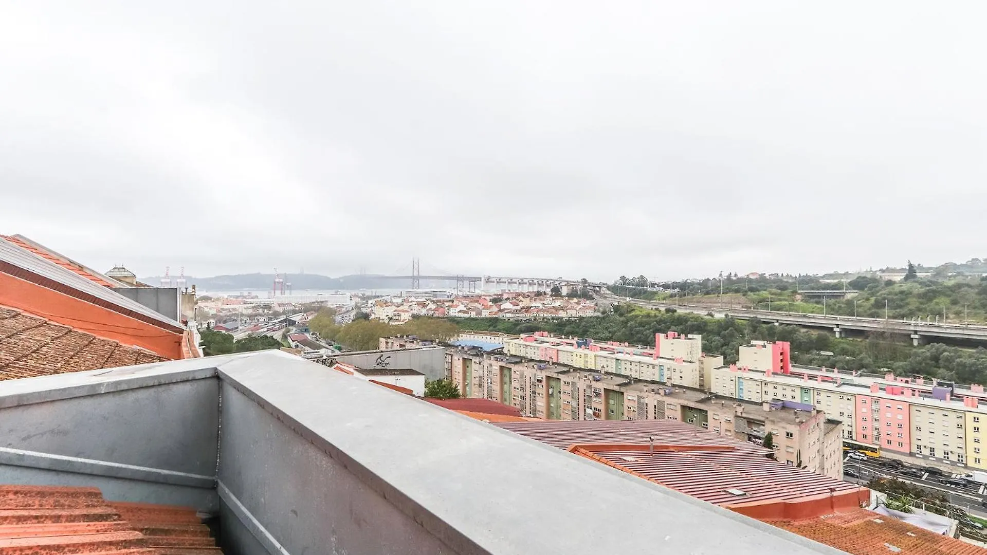 Vita Portucale ! Mp88 Building Lisbon 0*,  Portugal